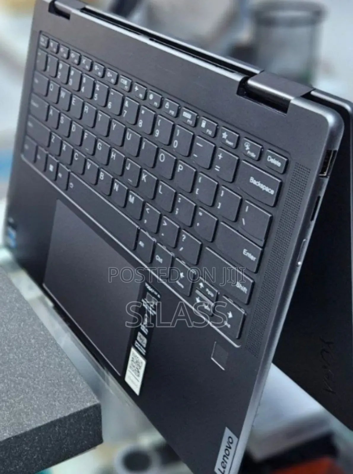 New Laptop Lenovo Yoga 7i 8GB Intel Core I5 SSD 512GB