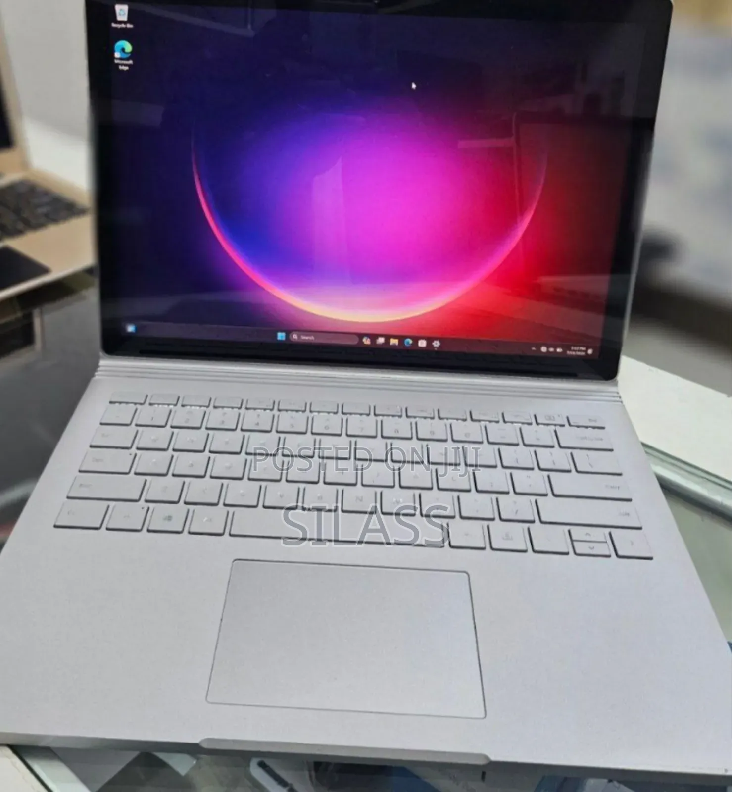 New Laptop Microsoft Surface Book 3 16GB Intel Core I7 SSD 256GB