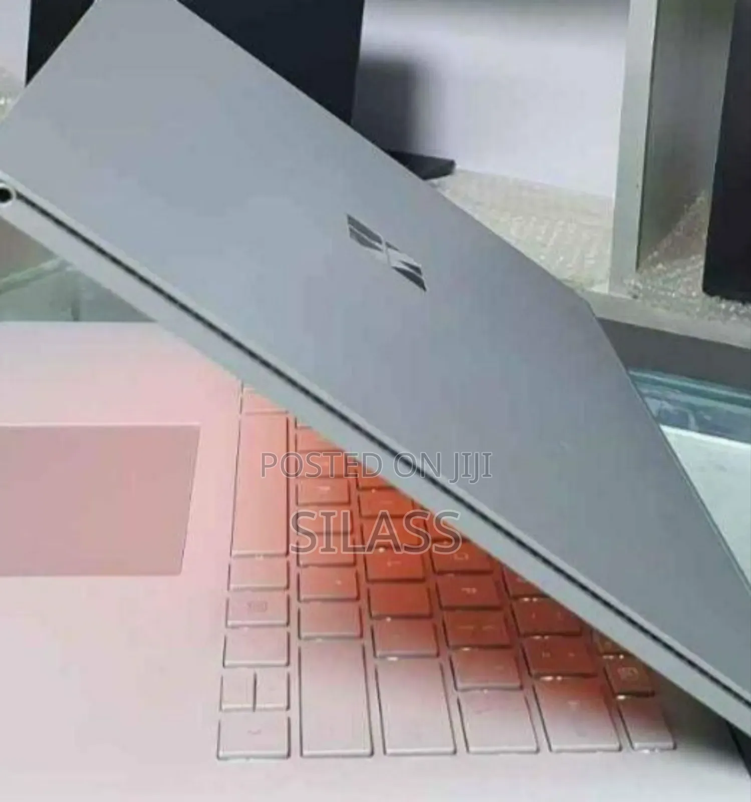 New Laptop Microsoft Surface Book 3 16GB Intel Core I7 SSD 256GB