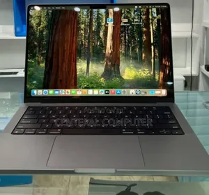 Photo - New Laptop Apple MacBook Pro M1 16GB Apple M1 Pro SSD 1T