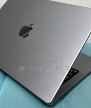 New Laptop Apple MacBook Pro M1 16GB Apple M1 Pro SSD 1T