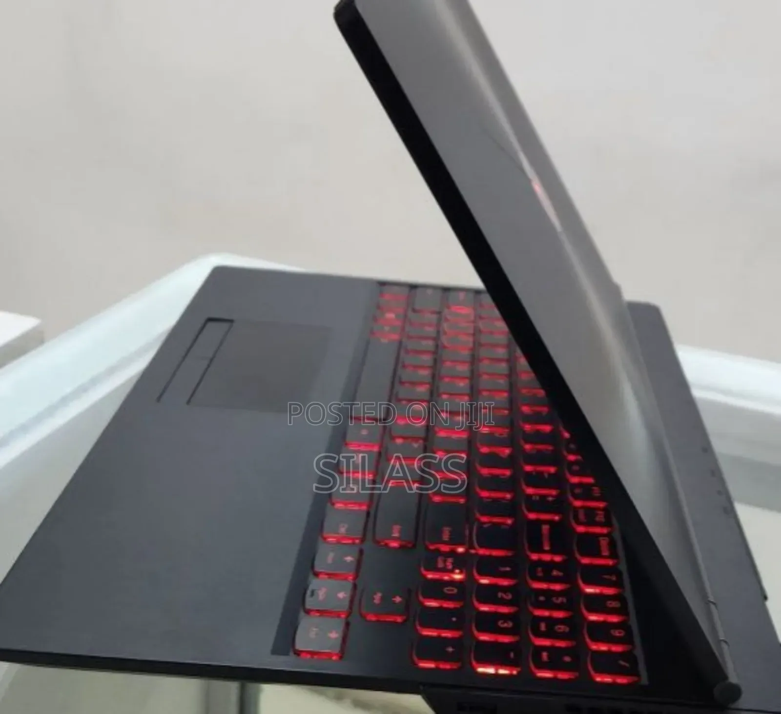 New Laptop Lenovo Legion Y520 8GB Intel Core I5 SSD 512GB