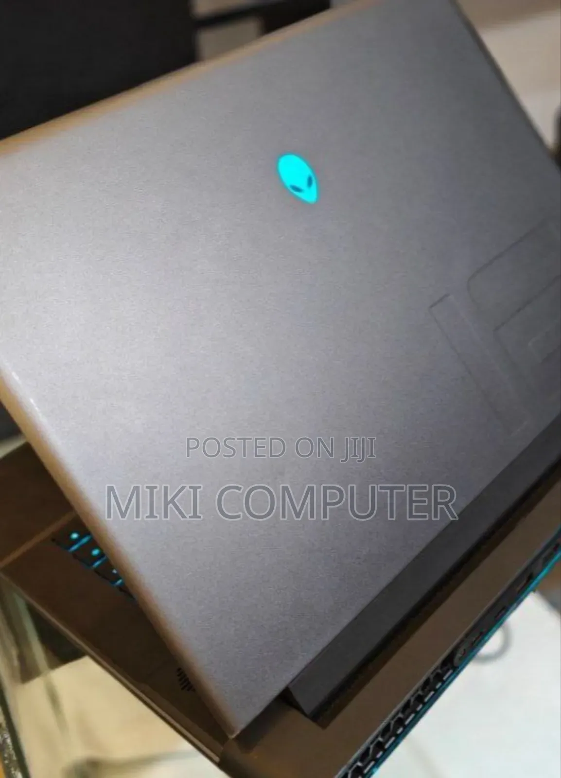 New Laptop Alienware M17x R2 32GB Intel Core I9 SSD 1T