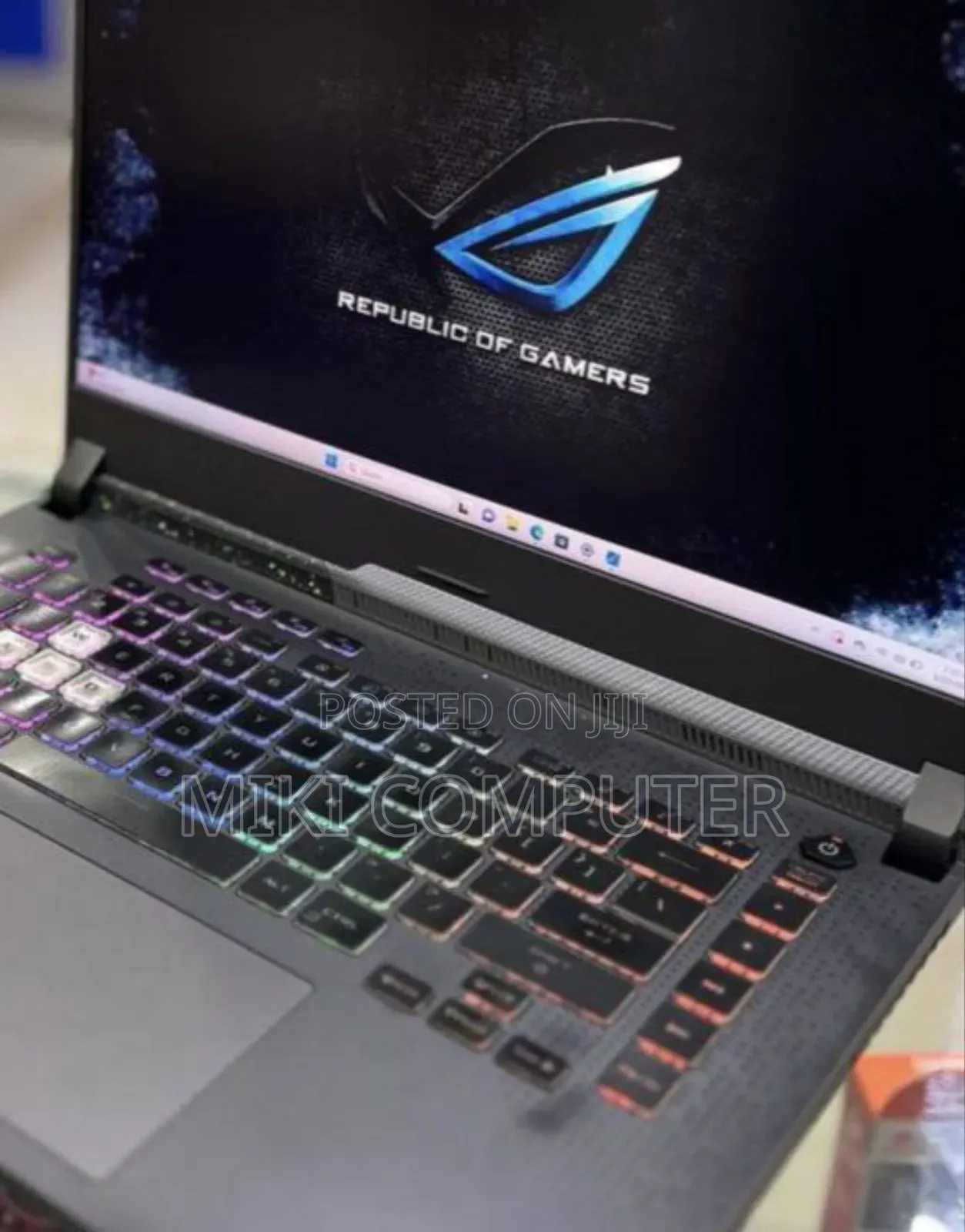 New Laptop Asus ROG Strix G15 16GB AMD Ryzen 9 SSD 512GB
