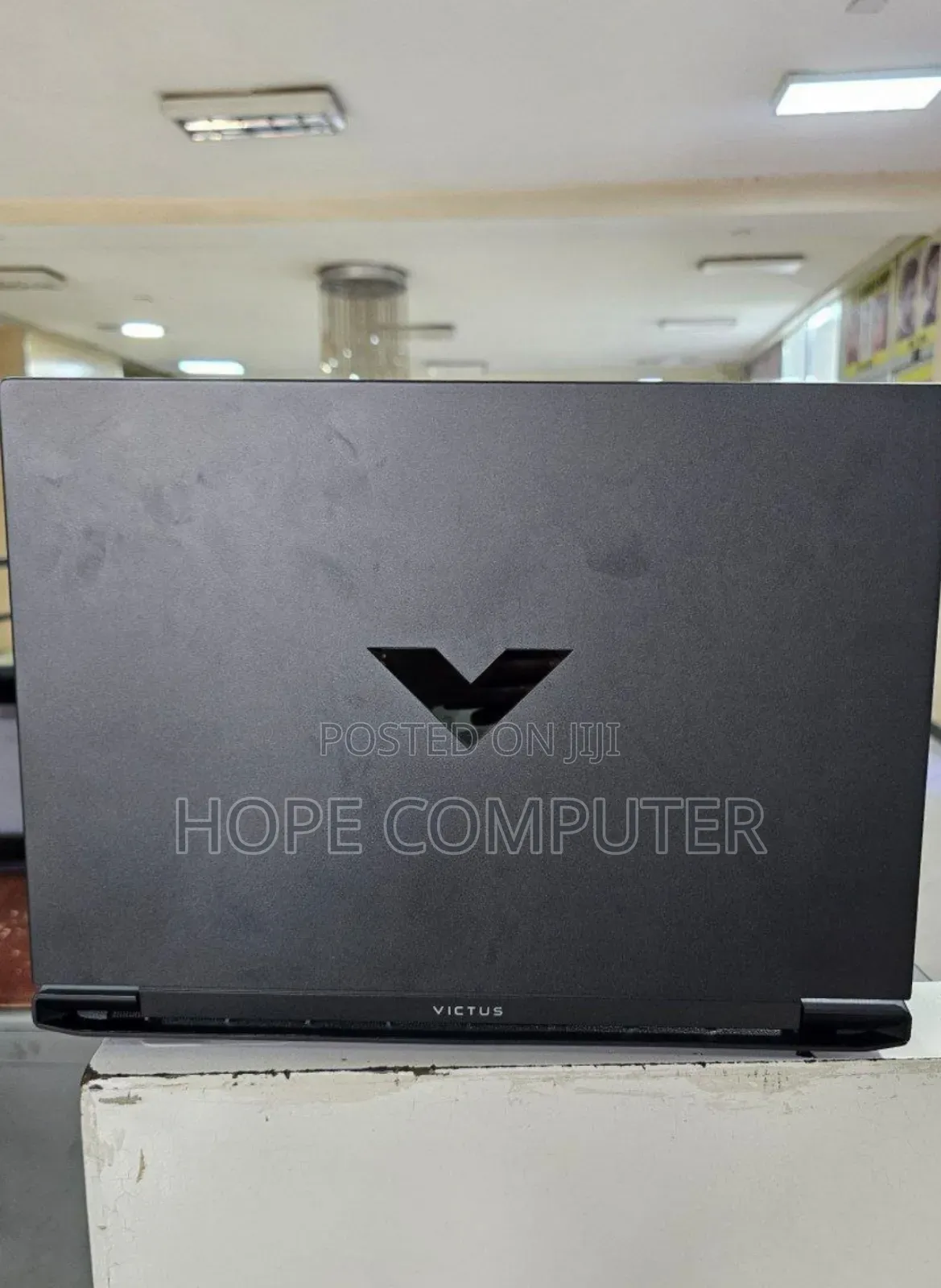 New Laptop HP Victus 16 16GB AMD Ryzen 7 SSD 1T