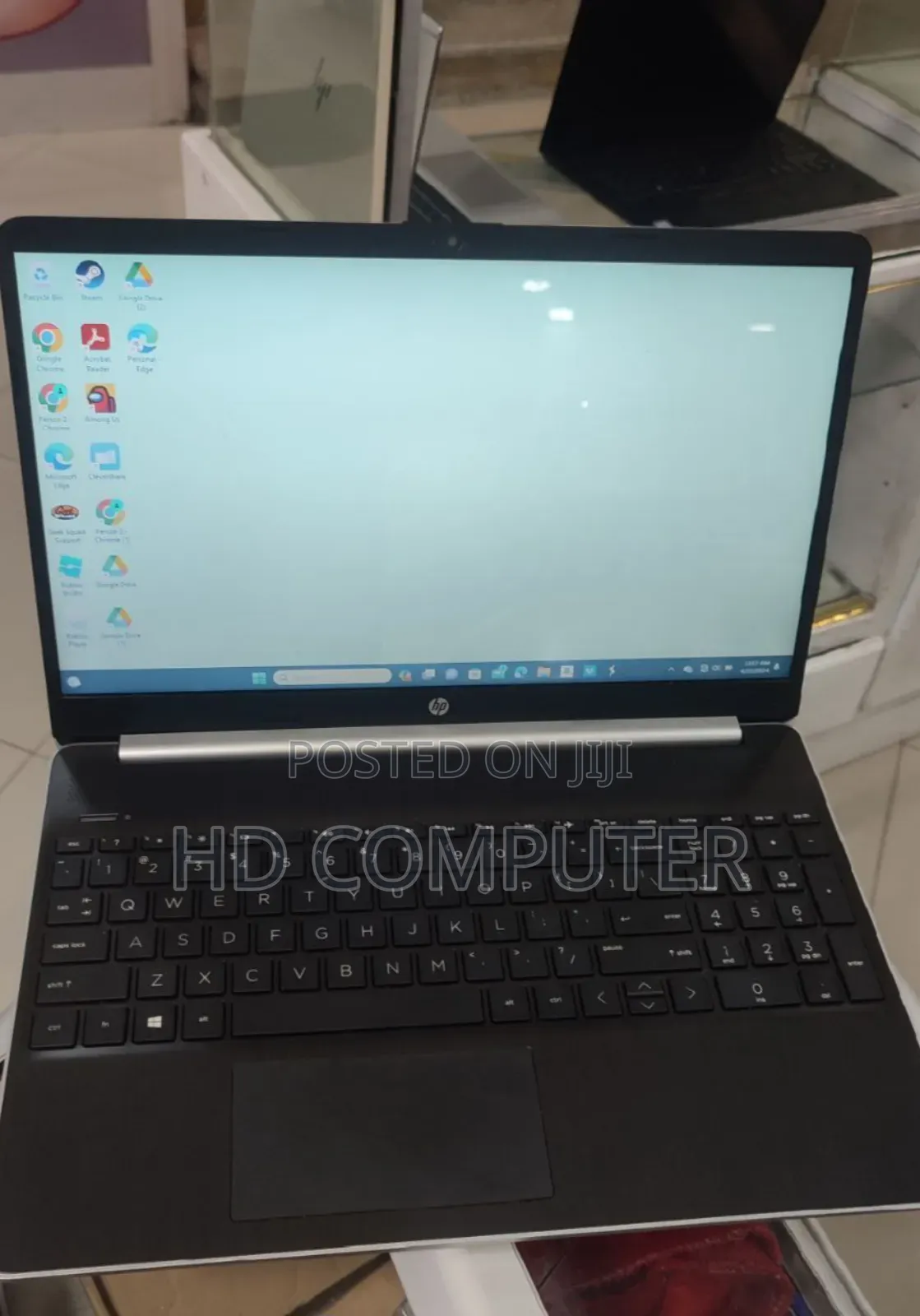 New Laptop HP Stream Notebook 8GB Intel Core I5 HDD 1T
