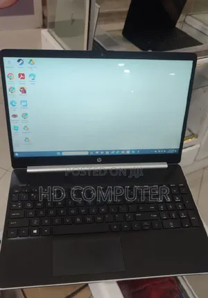 New Laptop HP Stream Notebook 8GB Intel Core I5 HDD 1T