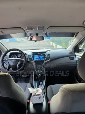 Hyundai Elantra 2014 Silver