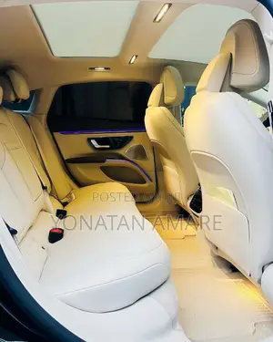 Mercedes-Benz EQE 2023 Black