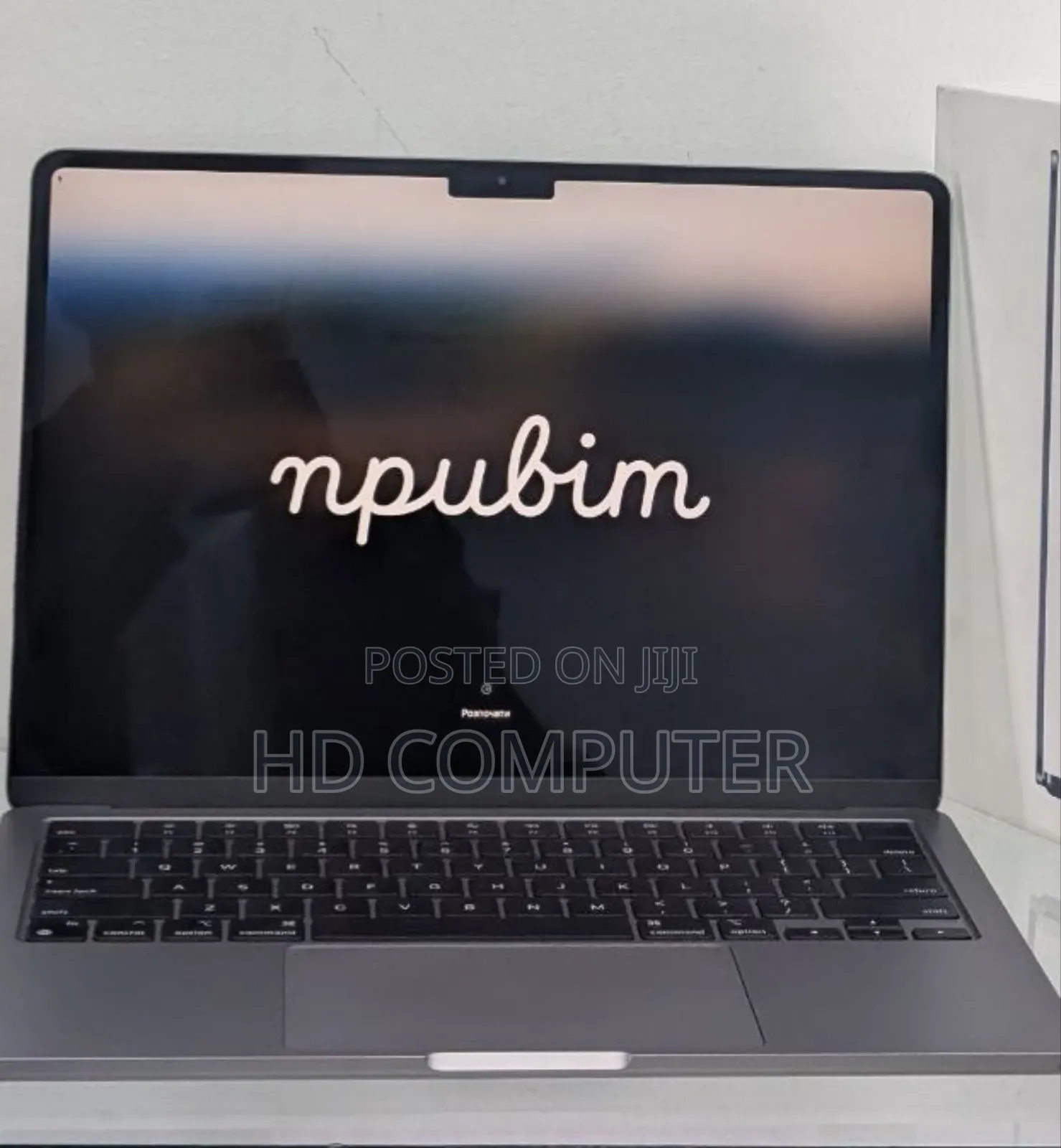 New Apple MacBook Air 2024 M3 13-Inch 16GB Apple M3 Max SSD 256GB