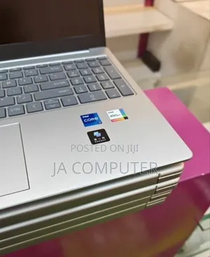 New Laptop HP Stream Notebook 16GB Intel Core I7 SSD 1T