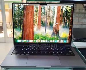 New Laptop Apple MacBook Pro M1 16GB Apple M1 Pro SSD 1T