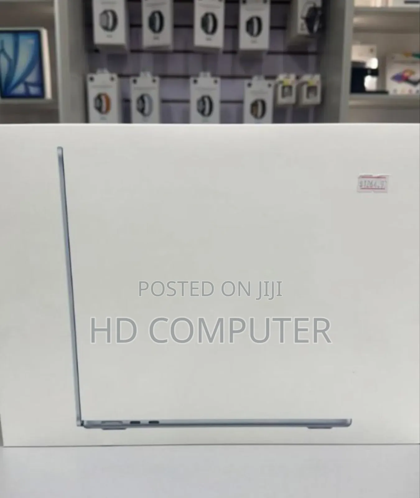 New Laptop Apple MacBook Pro 2024 M4 14-Inch 16GB Apple M4 SSD 256GB