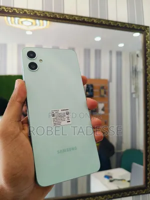 New Samsung Galaxy M05 64 GB