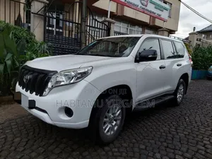 Toyota Land Cruiser 2014 White