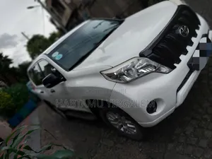 Toyota Land Cruiser 2014 White