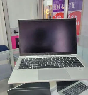 New Laptop HP EliteBook 830 16GB Intel Core I7 SSD 512GB