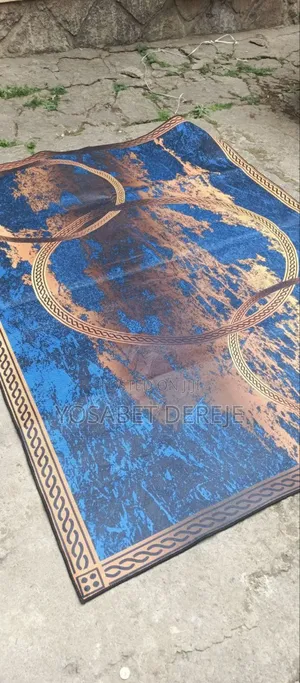 ለስላሳ እና ምቹ የፈር ምንጣፍ