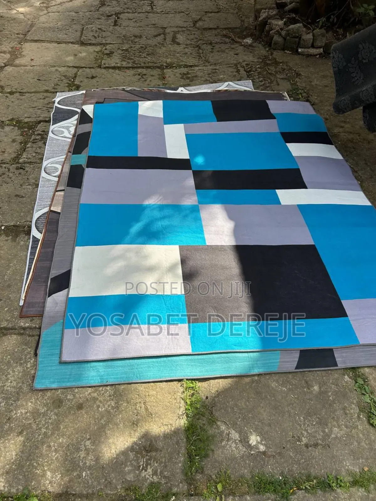 ለስላሳ እና ምቹ የፈር ምንጣፍ