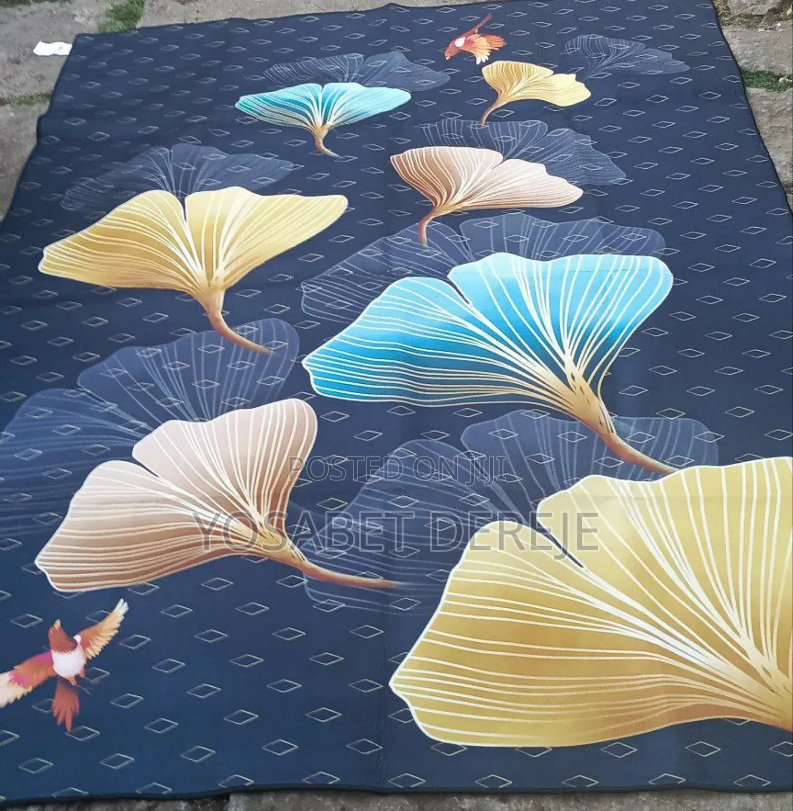 ለስላሳ እና ምቹ የፈር ምንጣፍ