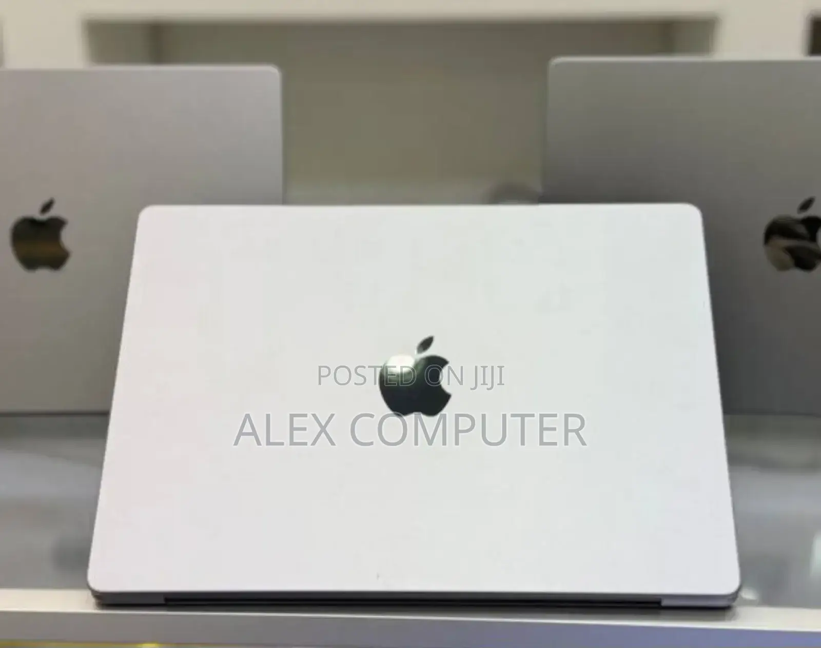 New Laptop Apple MacBook Pro M1 16GB Apple M1 Pro SSD 1T