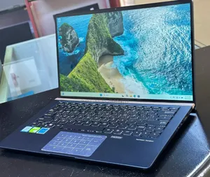 New Laptop Asus VivoBook 15 X505BA 8GB Intel Core I7 SSD 512GB