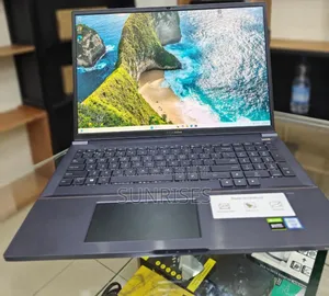 New Laptop Asus E203MA 32GB Intel Xeon SSD 1T