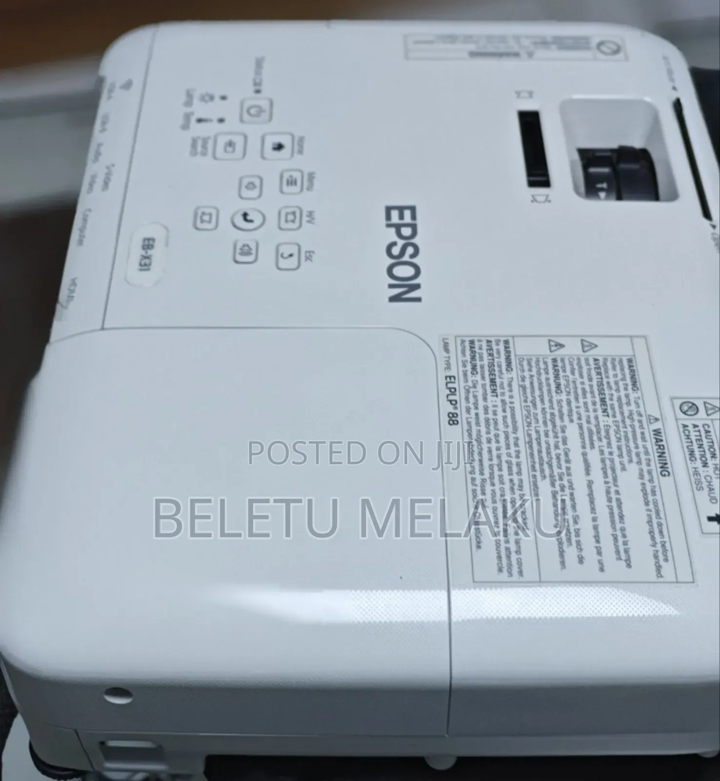 Brand New Epson Projector With Bag and Remote Model Na