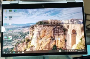New Laptop HP EliteBook 830 G8 32GB Intel Core I7 SSD 512GB