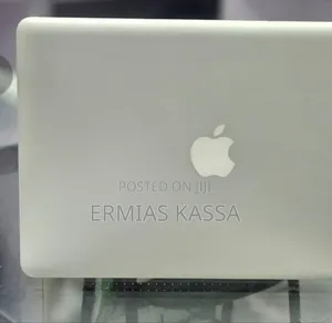 New Laptop Apple MacBook Pro 2012 4GB Intel Core I7 SSD 128GB