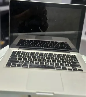 Photo - New Laptop Apple MacBook Pro 2012 4GB Intel Core I7 SSD 128GB