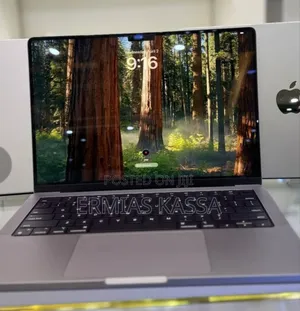 New Laptop Apple MacBook Pro M1 16GB Apple M1 Pro SSD 1T