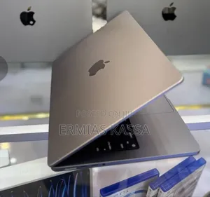 New Laptop Apple MacBook Pro M1 16GB Apple M1 Pro SSD 1T