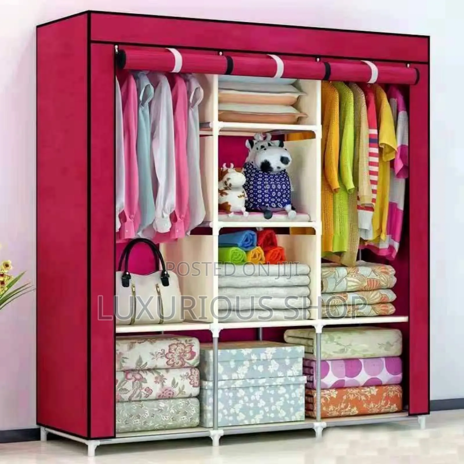 Cloth Rack ባለ ሶስት ተካፋች የልብስ ቁም ሳጥን