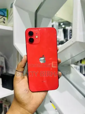 Photo - Apple iPhone 12 64 GB Red