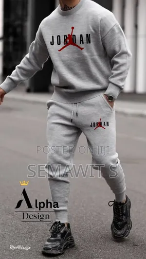 Photo - Silver Complete Tuta