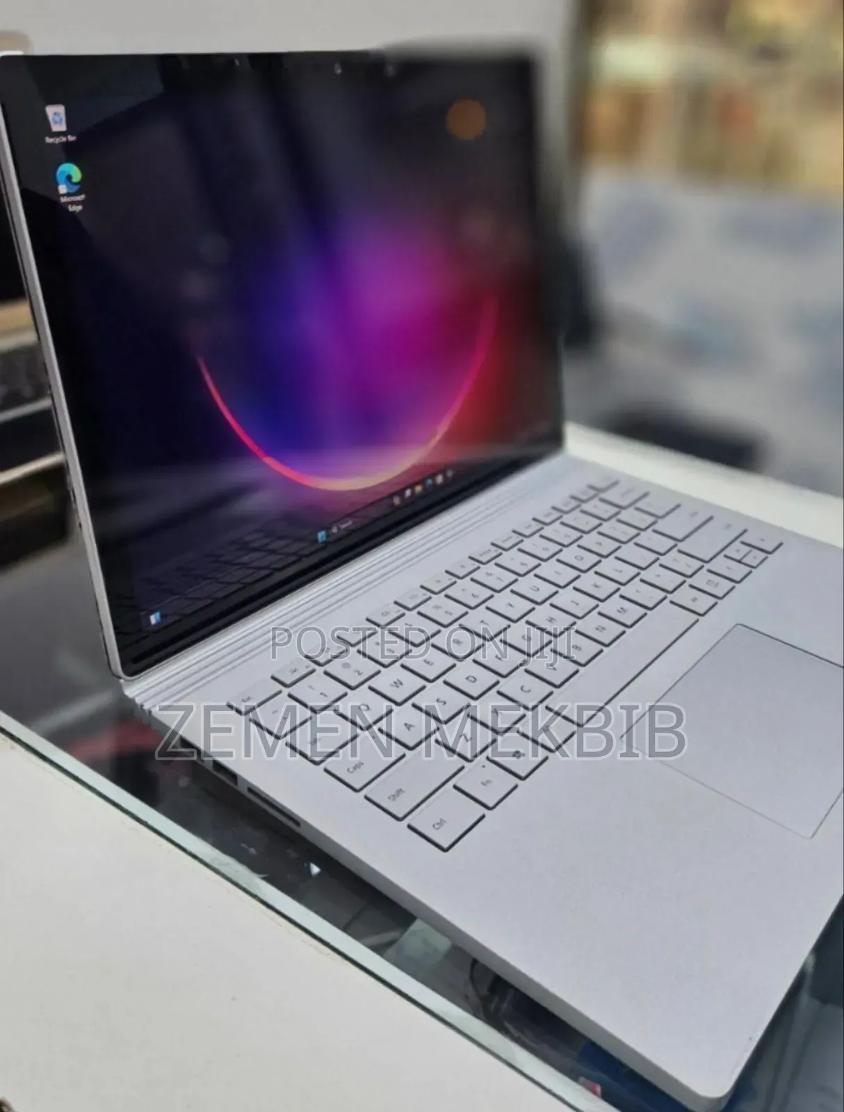 New Laptop Microsoft Surface 16GB Intel Core I7 SSD 256GB