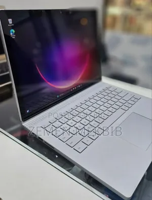 New Laptop Microsoft Surface 16GB Intel Core I7 SSD 256GB