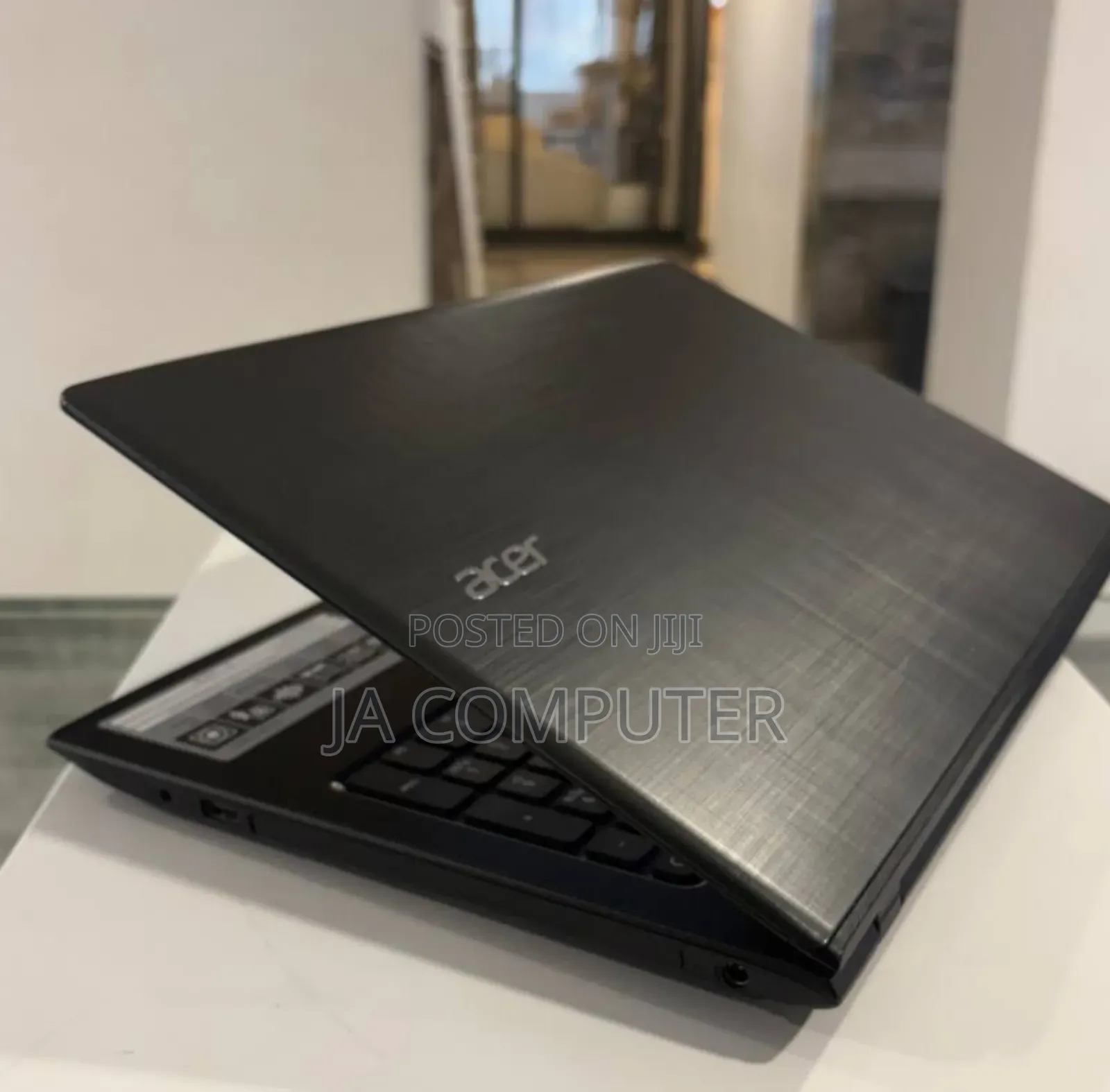 New Laptop Acer Aspire 3 8GB AMD A10 SSD 256GB