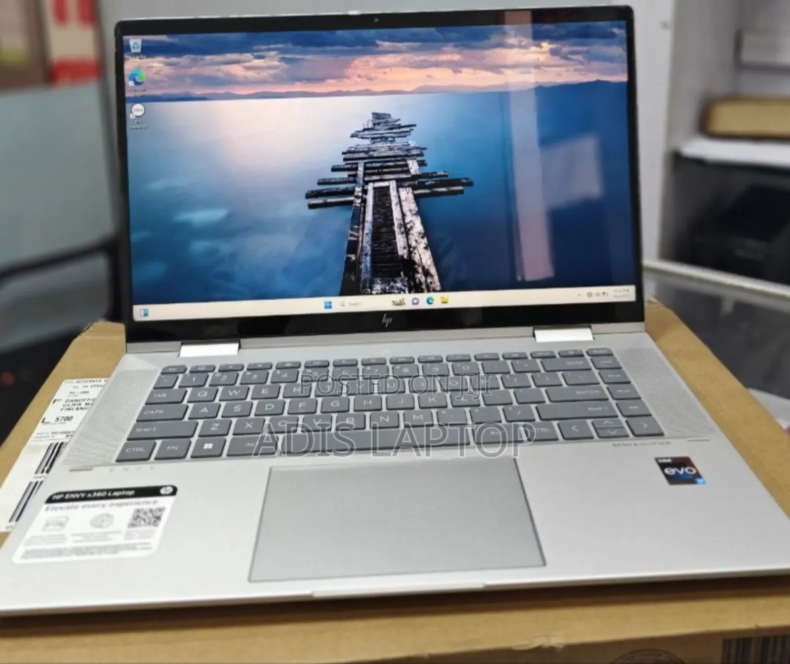 New Laptop HP Envy X360 16GB Intel Core I7 SSD 1T