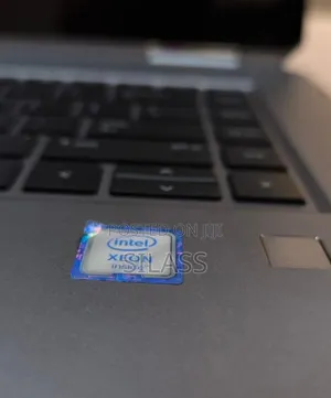 New Laptop HP ZBook Studio X360 15 G6 32GB Intel Core I7 SSD 512GB