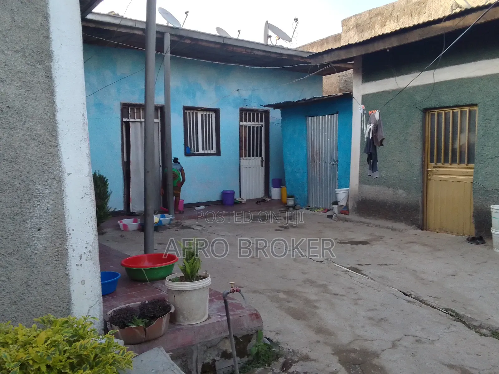 Furnished 5bdrm House in Alem Bank, Akaky Kaliti for sale