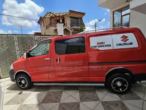 Photo - Toyota HiAce 2008 Red