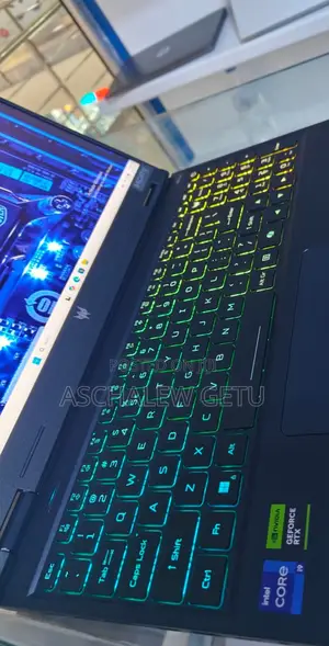 New Laptop Acer Predator Helios 300 32GB Intel Core I9 SSD 1T