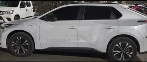 New Toyota bZ4X 2024 White