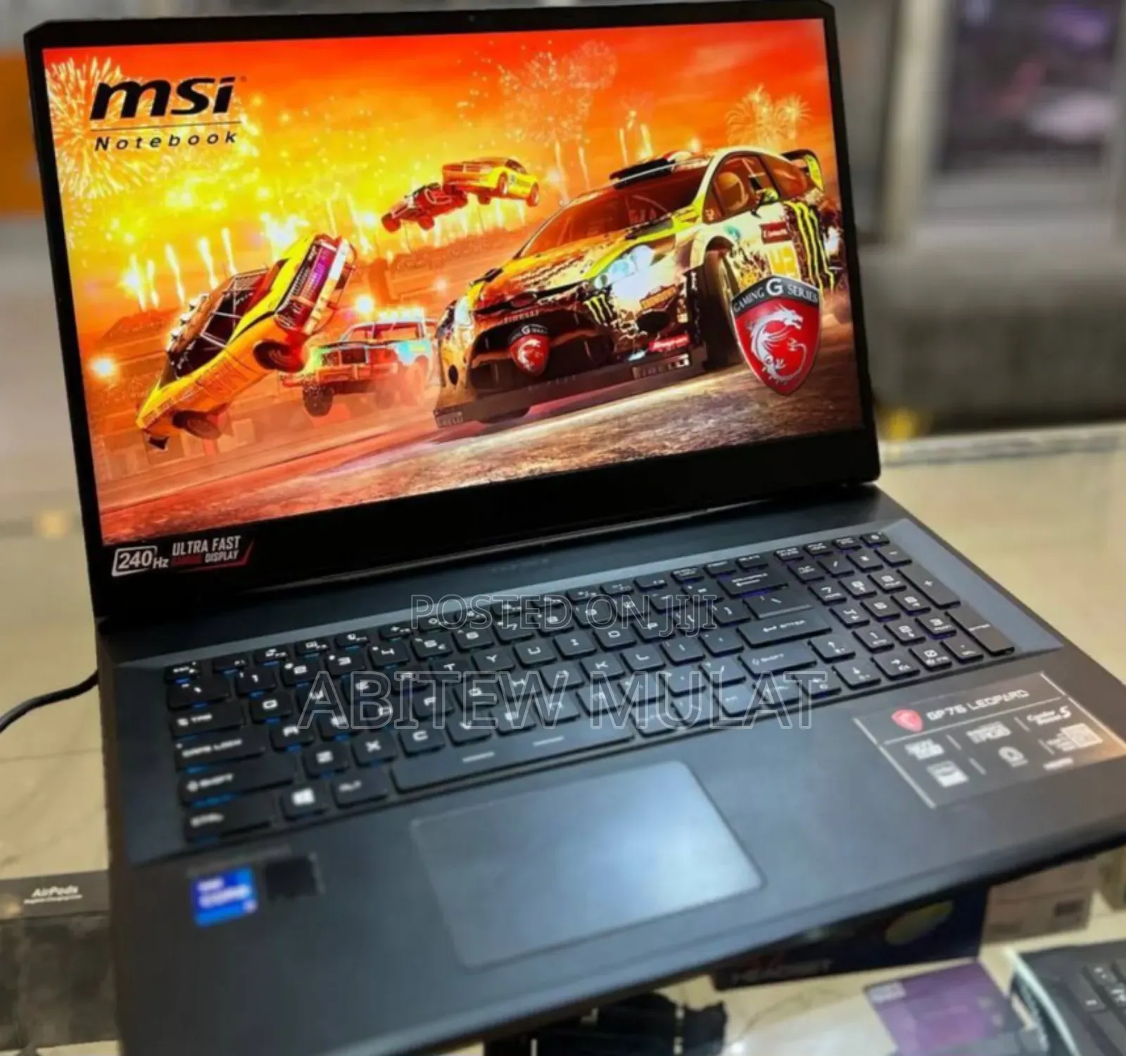 New Laptop MSI GP75 Leopard 16GB Intel Core I7 SSD 1T