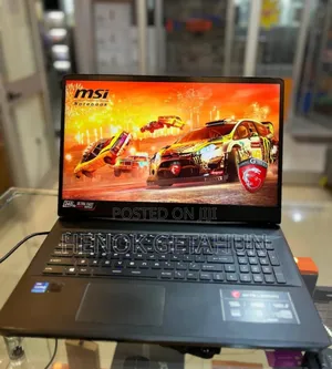 New Laptop MSI Katana GF76 16GB Intel Core I7 SSD 1T