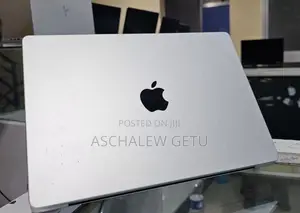 New Laptop Apple MacBook 8GB Apple M3 SSD 512GB