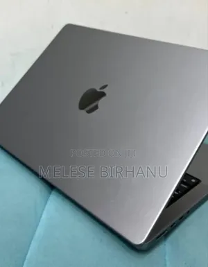Photo - New Laptop Apple MacBook Pro 2021 M1 16GB Apple M1 SSD 1T