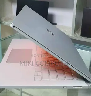New Laptop Microsoft Surface 16GB Intel Core I7 SSD 256GB